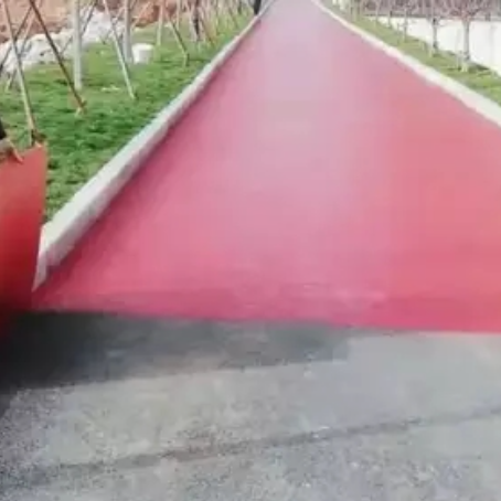 广州​ 彩色路面喷涂翻新是一种低成本